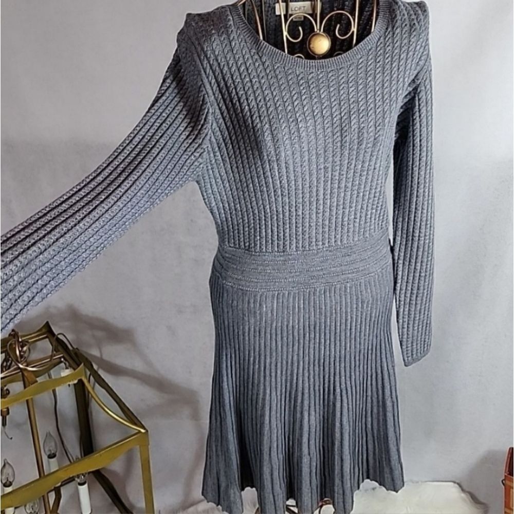 NWT Merino Wool Blend Gray Long Sleeved Cable Knit Design Sweater Dress